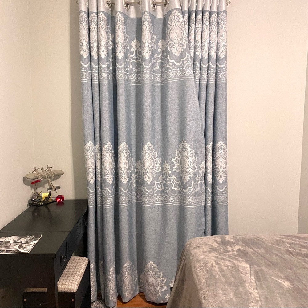Elegant Blue Jacquard Curtain